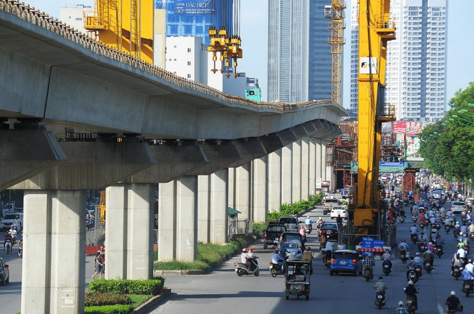 [-]Đường[-]sắt[-]trên[-]cao[-]uốn[-]lượn[-]để[-]tối[-]ưu[-]trong[-]khai[-]thác